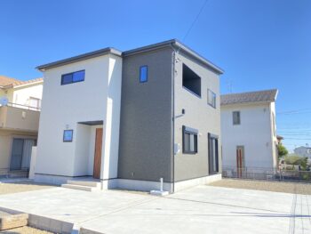 岐阜県岐阜市茜部大川2　新築一戸建て4LDK+S（納戸）